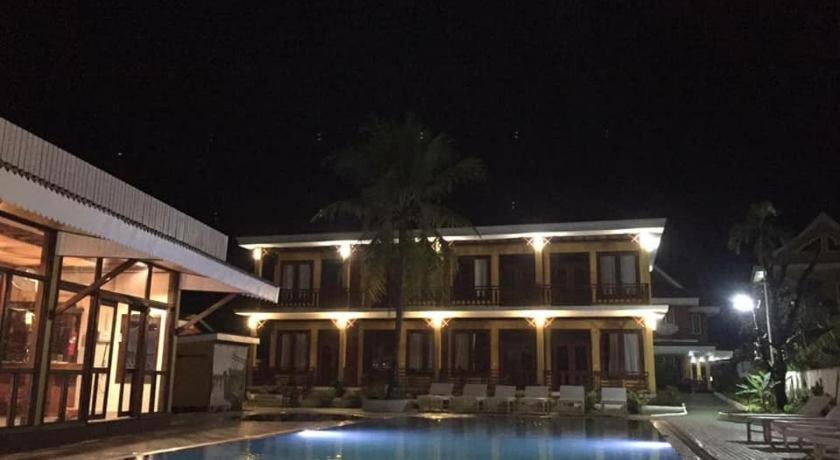 唐德特黄金酒店 Muang Không 外观 照片