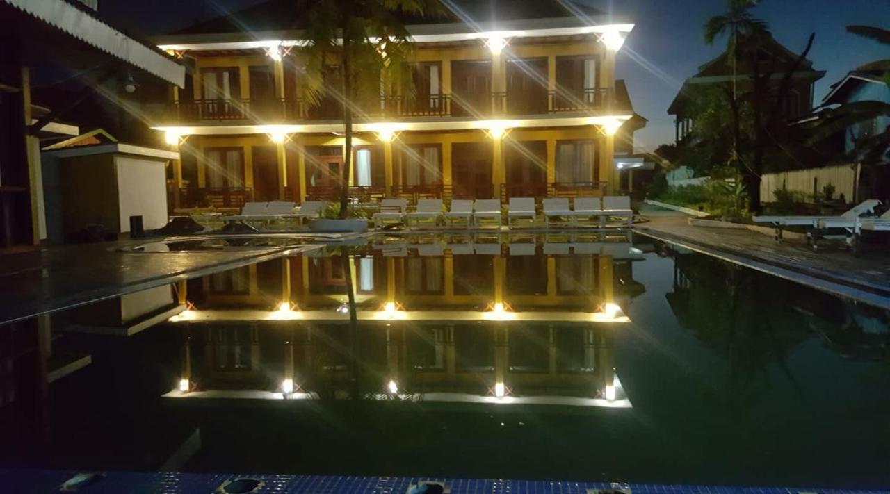 唐德特黄金酒店 Muang Không 外观 照片