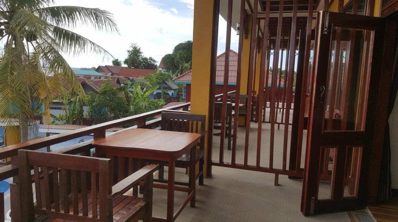 唐德特黄金酒店 Muang Không 外观 照片